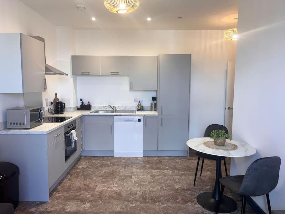 Highpoint One Bedroom * Bradford (West Yorkshire)